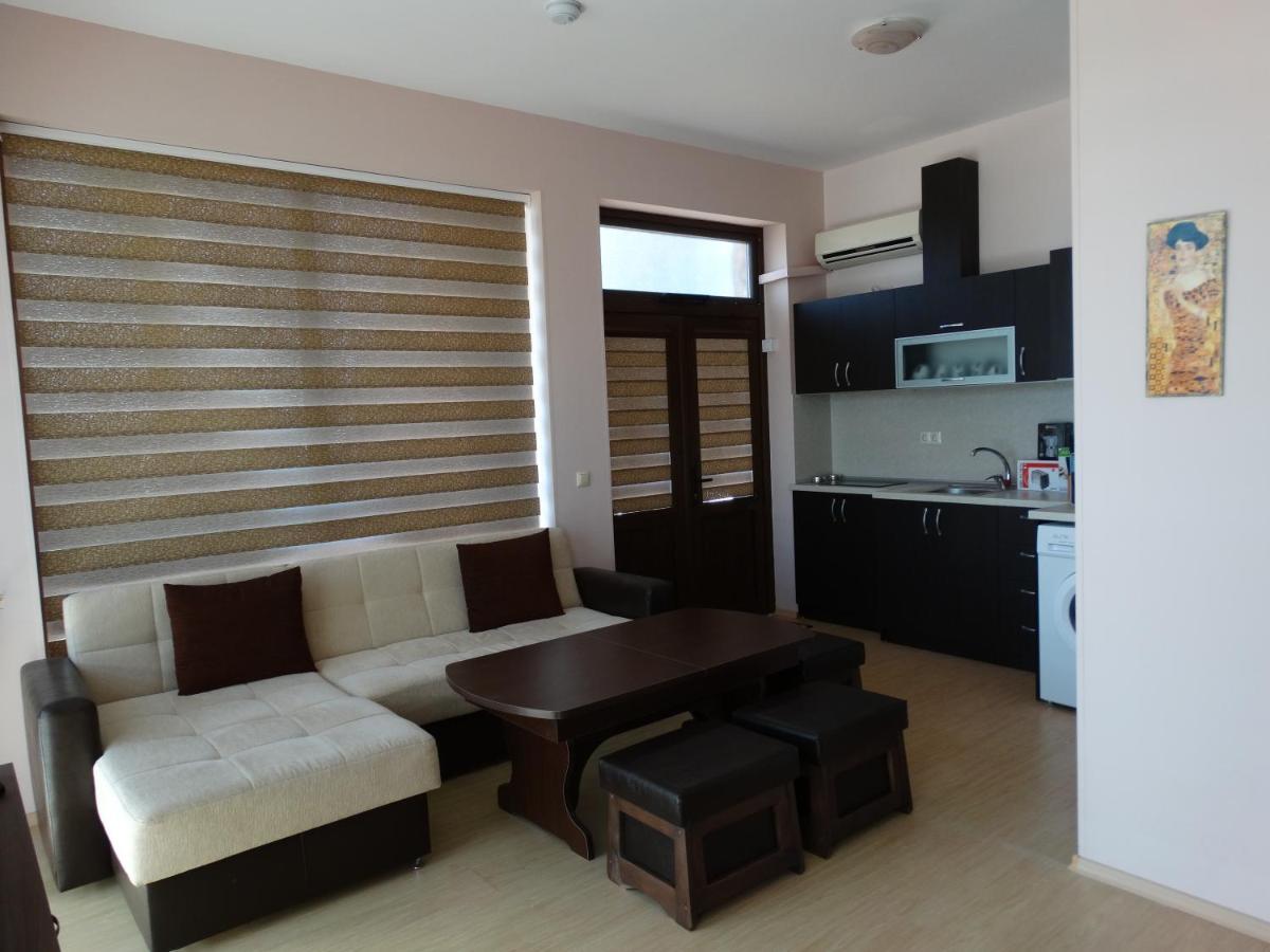 Chateau Del Marina Apart Complex Nesebar Exterior photo