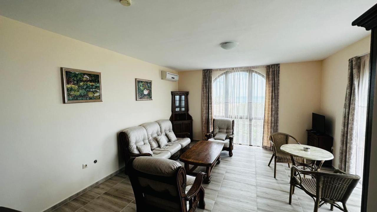 Chateau Del Marina Apart Complex Nesebar Exterior photo