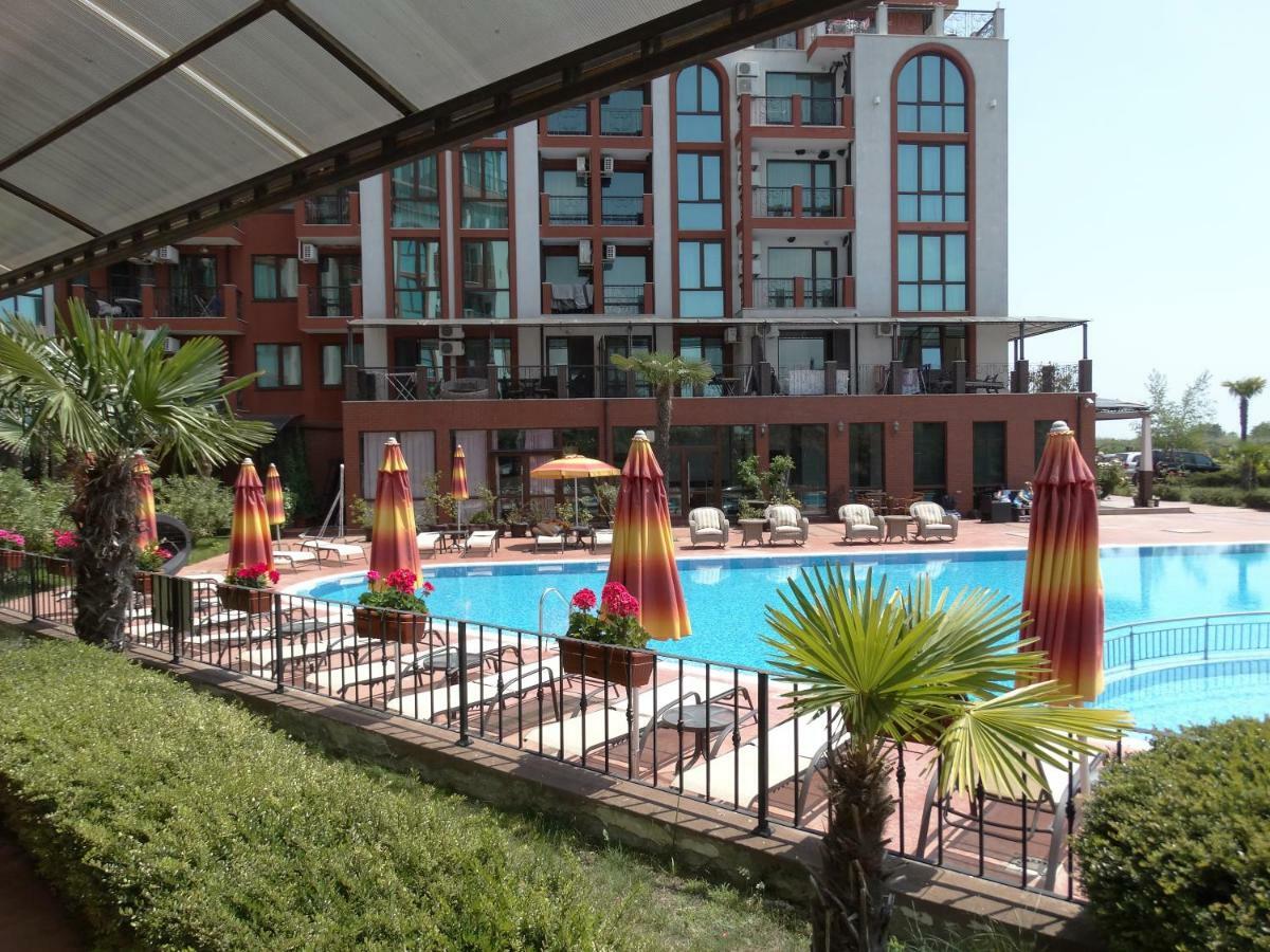 Chateau Del Marina Apart Complex Nesebar Exterior photo